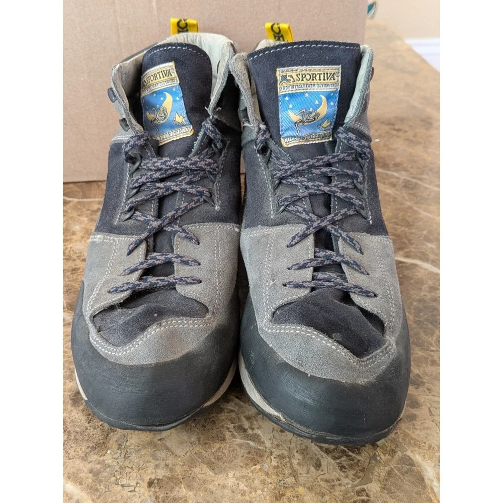 LA SPORTIVA Hiking Boots Men US 9.5 Gray Technical Mountaineering